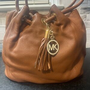Michael Kors Luggage Leather Bucket Bag w Tassel